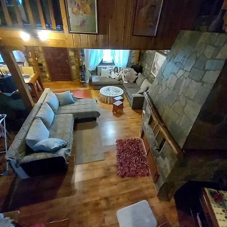 Loutra Mountain Nature Vila *