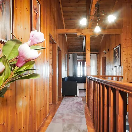 Loutra Mountain Nature * Aridaía