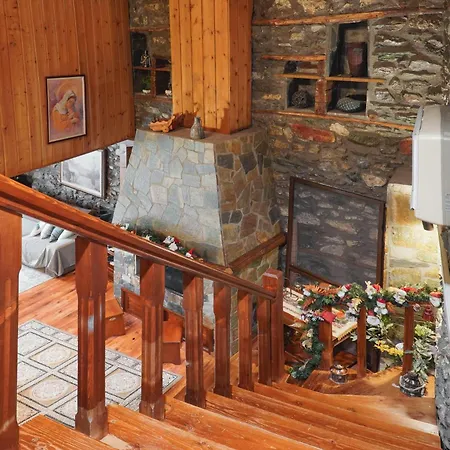 Loutra Mountain Nature 빌라 Aridaía