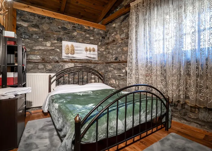 Vilă Loutra Mountain Nature Aridaía