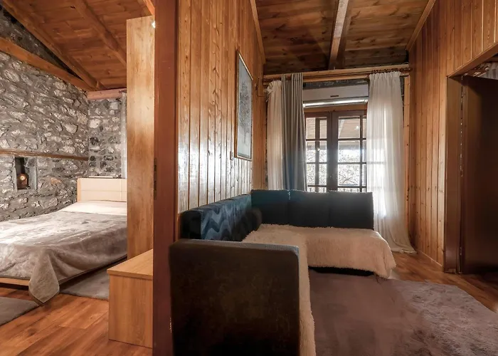 Loutra Mountain Nature Vilă Aridaía