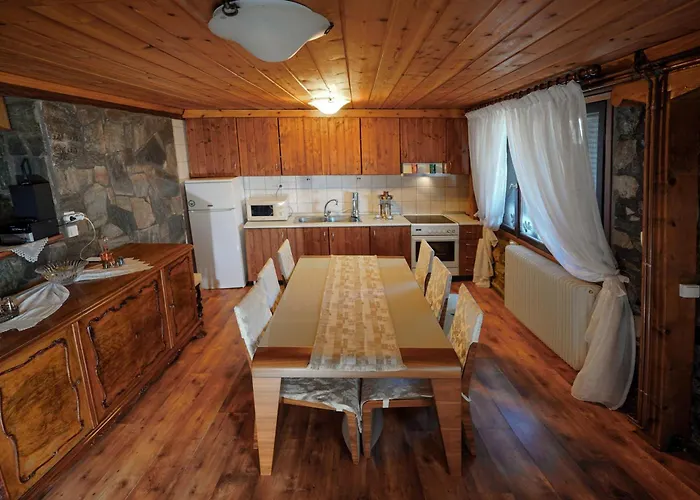 Loutra Mountain Nature Vilă Aridaía